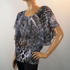 B.L.E.U. Top Batman Sleeve Floral Bling Animal Print Women Blouse Size Medium